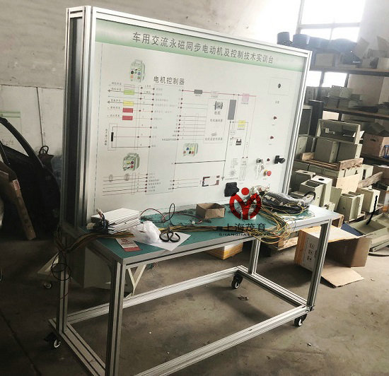 永磁同步电动机控制实训台(图1) 永磁同步电动机控制实训台(图1)
