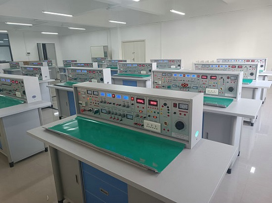 初级维修电工技能实训室建设方案(图2) 初级维修电工技能实训室建设方案(图2)