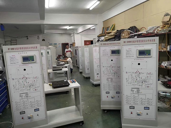 电磁炉维修技能实训装置(图1) 电磁炉维修技能实训装置(图1)