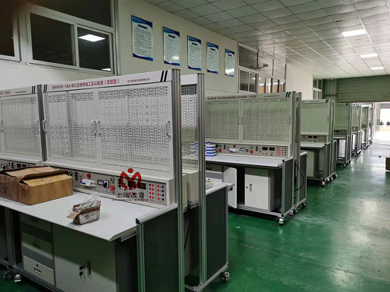 网孔型初级维修电工实训考核装置(图1) 网孔型初级维修电工实训考核装置(图1)