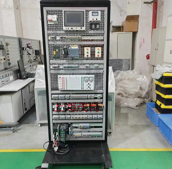 河南技师学院工业自动化实训室设备交付使用(图1) 河南技师学院工业自动化实训室设备交付使用(图1)