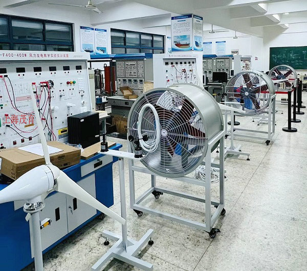 江苏海洋大学风力发电教学实验装置交付使用(图2)