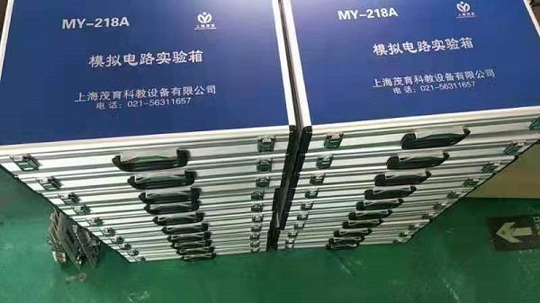北京科技大学天津学院自控原理实验箱交付使用(图1)