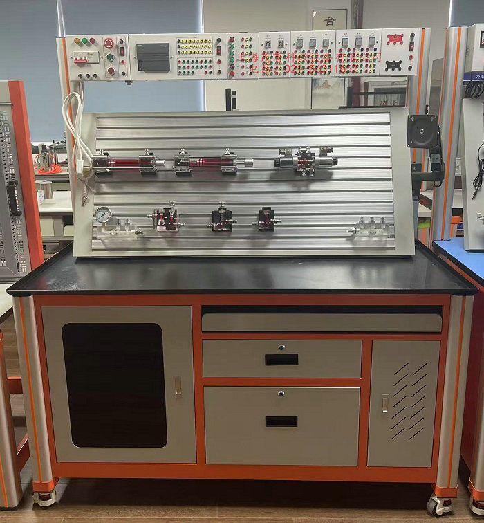 气动PLC控制实训台(图1) 气动PLC控制实训台(图1)