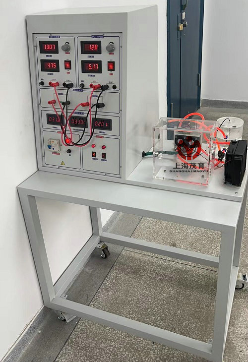 风冷式半导体制冷热泵技术实验台(图1) 风冷式半导体制冷热泵技术实验台(图1)
