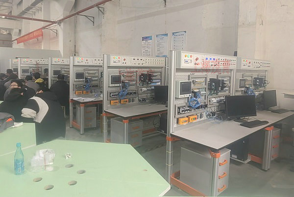 工业自动化实训室项目(图2) 工业自动化实训室项目(图2)