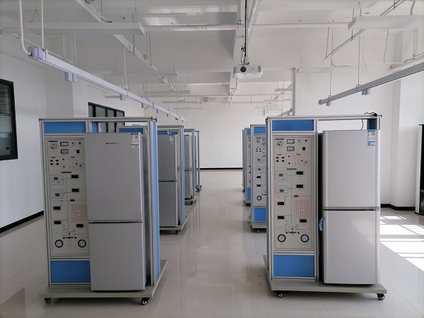 电冰箱制冷系统实训考核装置(图1) 电冰箱制冷系统实训考核装置(图1)