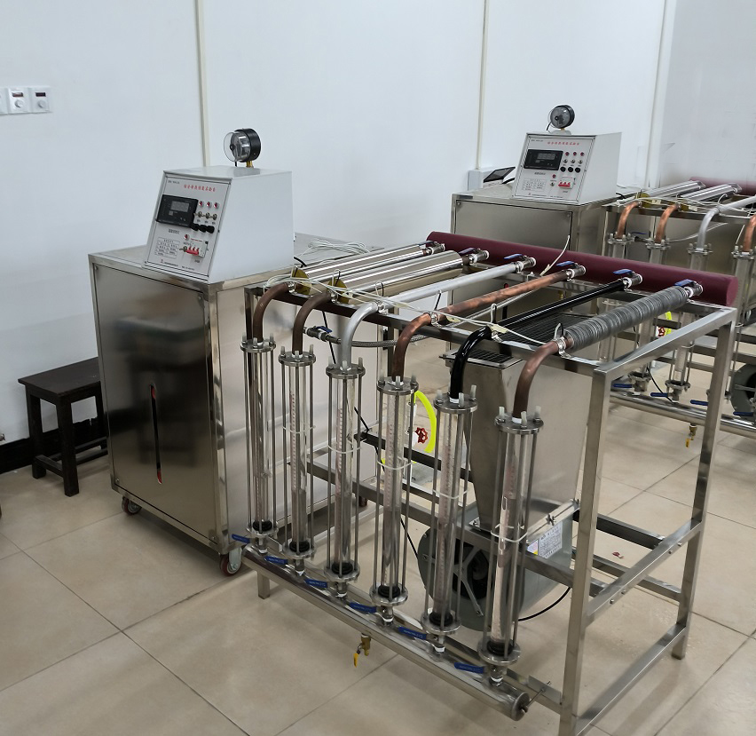 综合传热性能实验装置(图1) 综合传热性能实验装置(图1)