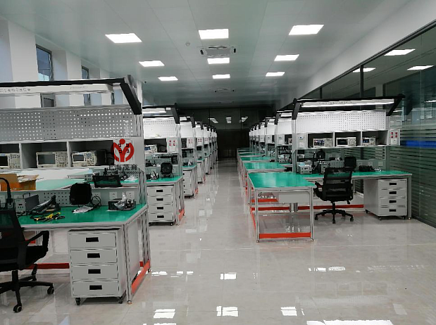 电子产品装调与智能检测实训考核装置(图1) 电子产品装调与智能检测实训考核装置(图1)