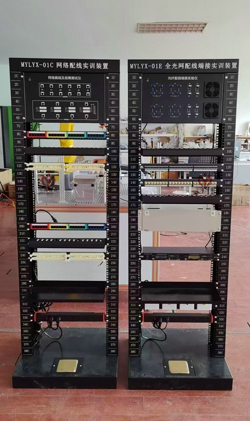 全光网配线端接实训装置(图1) 全光网配线端接实训装置(图1)