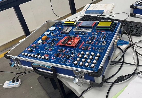 贵州交通职业技术学院单片机实验室建设项目(图1)