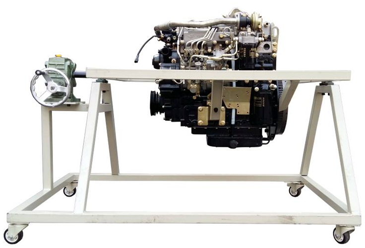东风1004型拖拉机柴油发动机拆装实训台(图1) 东风1004型拖拉机柴油发动机拆装实训台(图1)