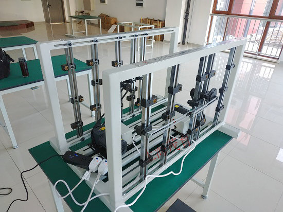 机械实验室设备项目交付使用(图1) 机械实验室设备项目交付使用(图1)