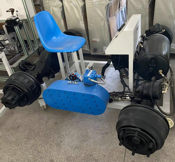 济南大学机械工程学院气压制动系统总成项目(图2) 济南大学机械工程学院气压制动系统总成项目(图2)