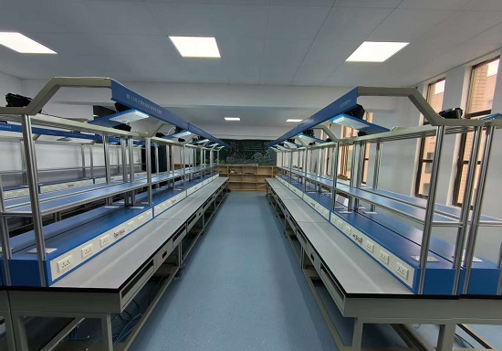 达州职业技术学院计算机组装与维护实训室项目(图1) 达州职业技术学院计算机组装与维护实训室项目(图1)