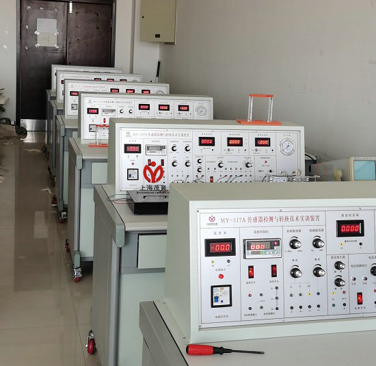 大连工业大学传感器检测技术实训装置项目(图3) 大连工业大学传感器检测技术实训装置项目(图3)