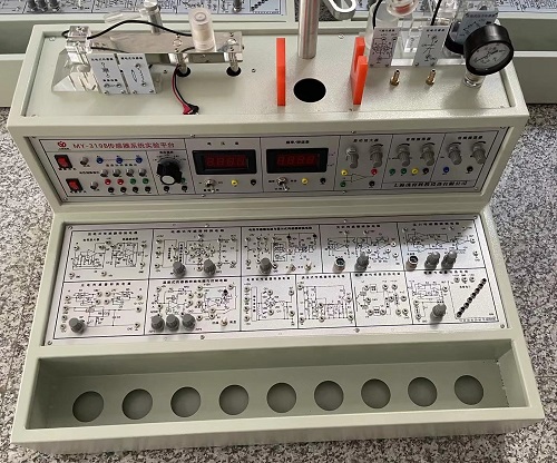 盐城工学院传感器检测与转换技术实验台(图1) 盐城工学院传感器检测与转换技术实验台(图1)
