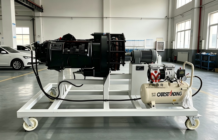 豪沃ZZ1167变速器解剖实训台